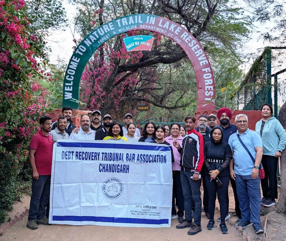 Morning walk, at lake nature trail
